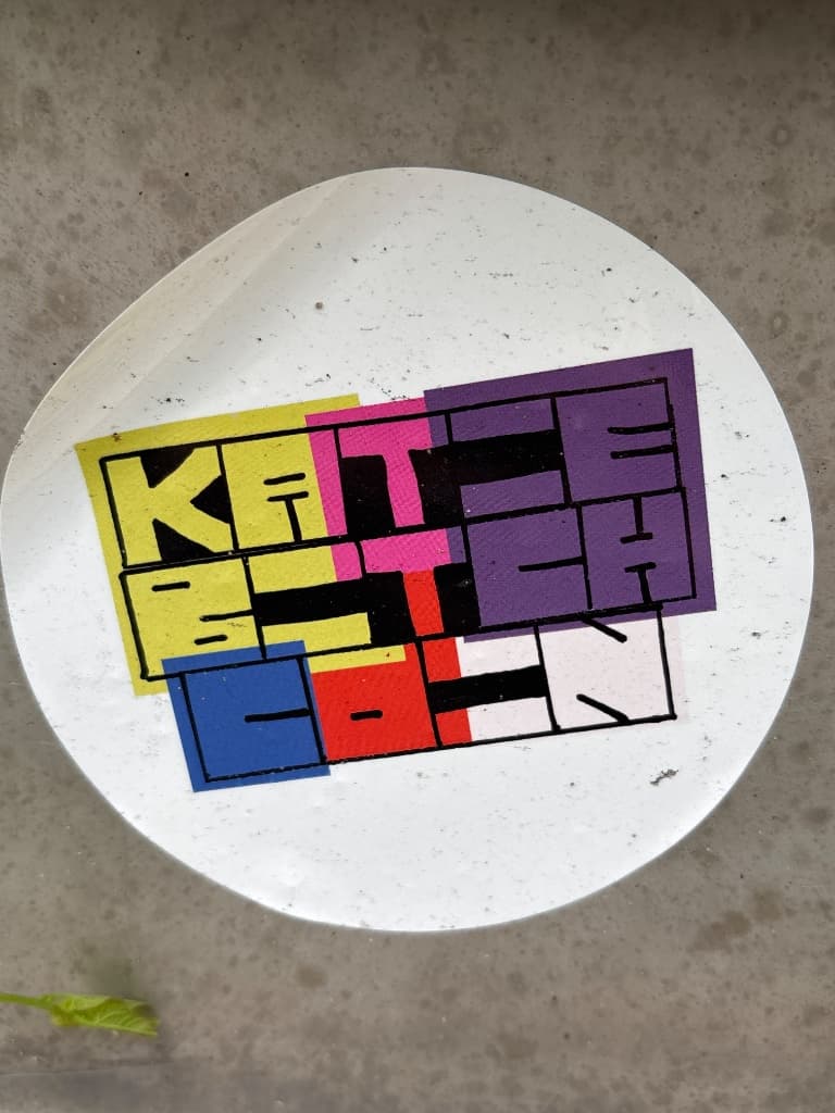 Katie Betch Coen sticker in The Hague