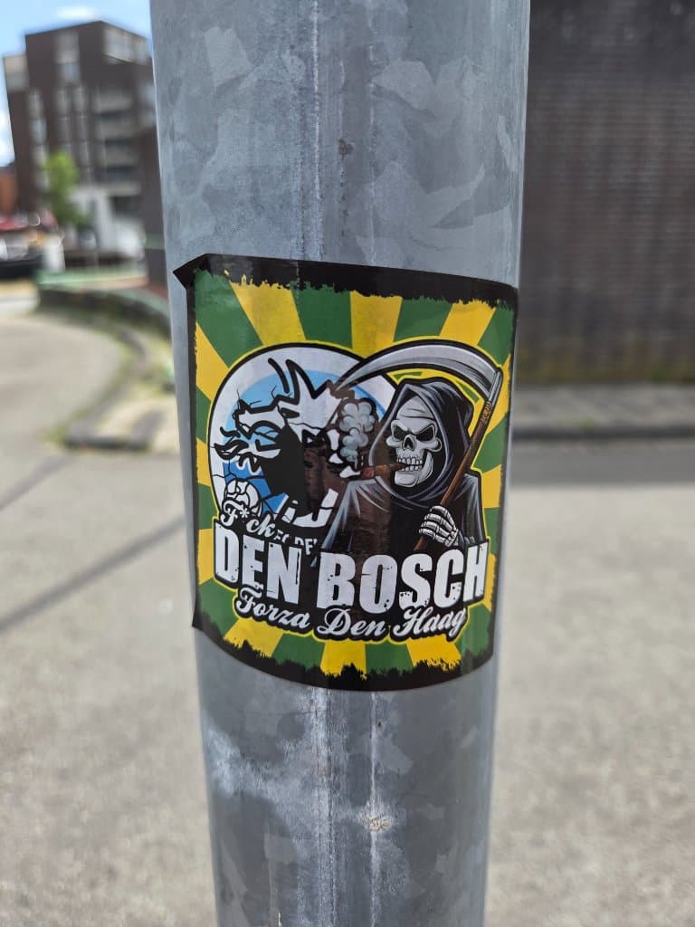 F*ck Den Bosch sticker in Dordrecht