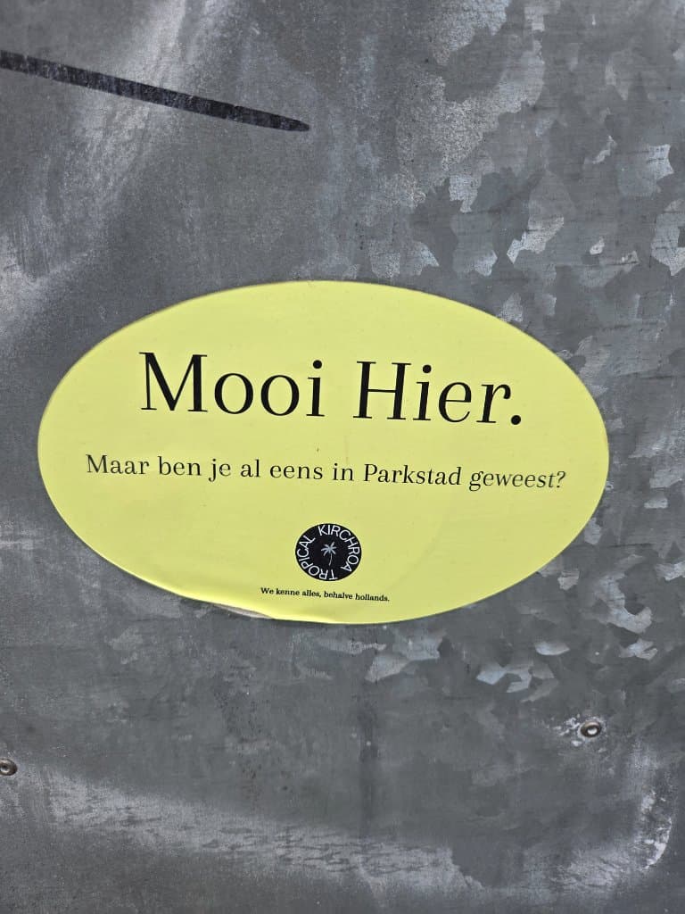 Mooi hier. Maar ben je al eens in Parkstad geweest? sticker in Dordrecht