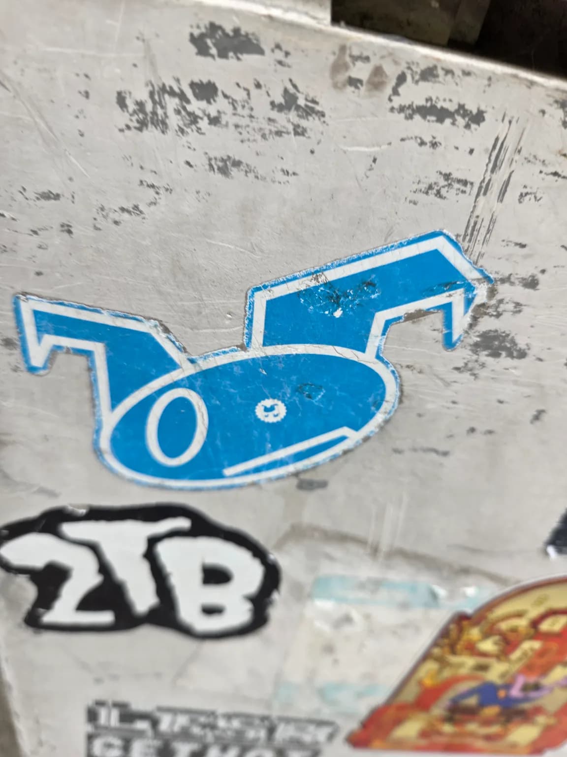 Gestorick blue sticker in Rotterdam