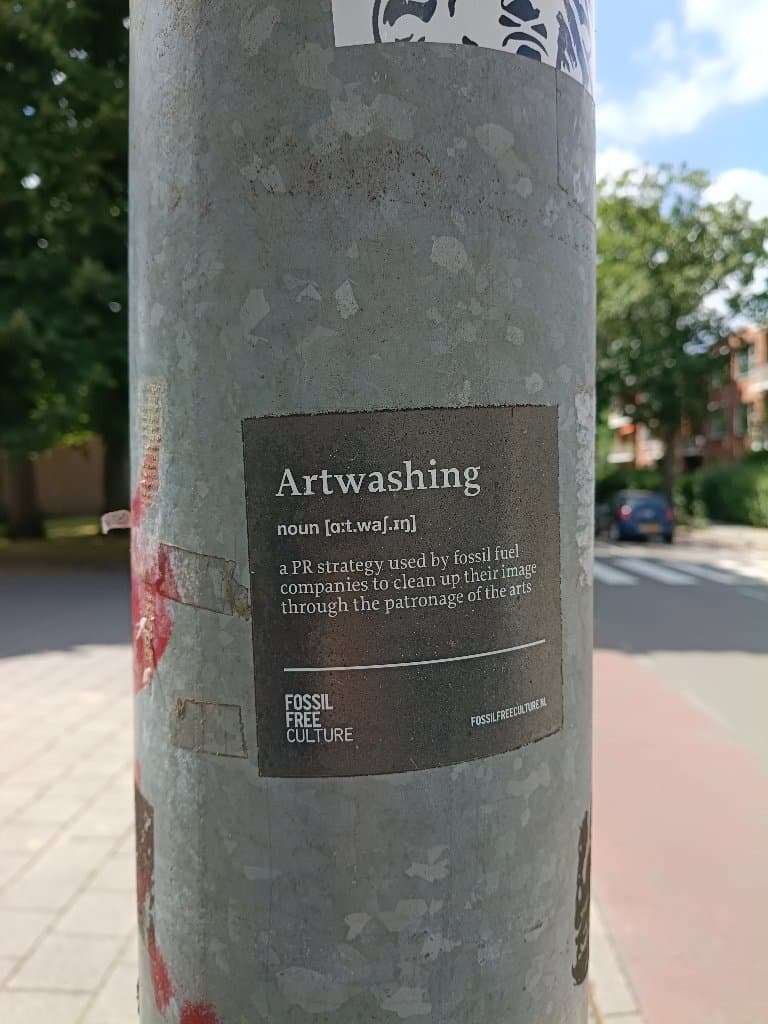 Artwashing sticker in Groningen