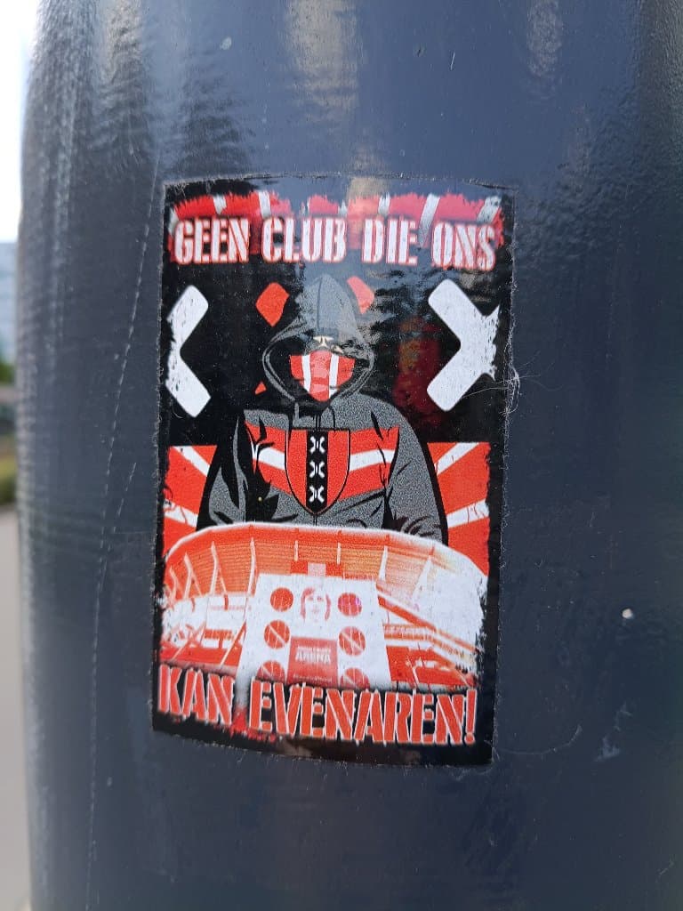 Geen club die ons kan evenaren! sticker in Emmen