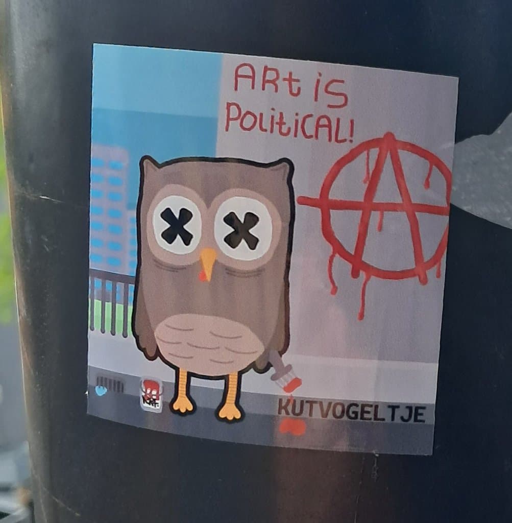 Kutvogeltje art is political